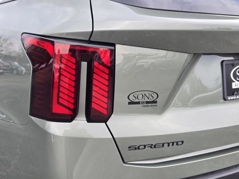 New 2026 Kia Sorento SX image 9