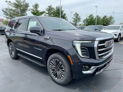 New 2026 GMC Yukon Elevation w/ LPO, Floor Liner Package AWD/4WD image 7