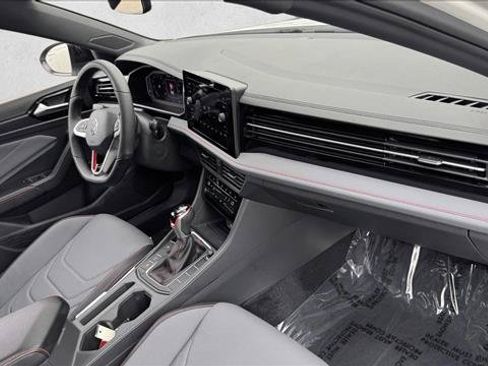 Used 2026 Volkswagen Jetta GLI Autobahn FWD image 21