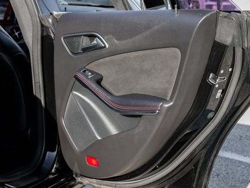 Used 2018 Mercedes-Benz CLA 250 CLA 250 image 43