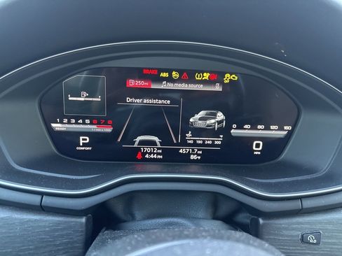 Used 2022 Audi A5 2.0T Premium Plus image 8