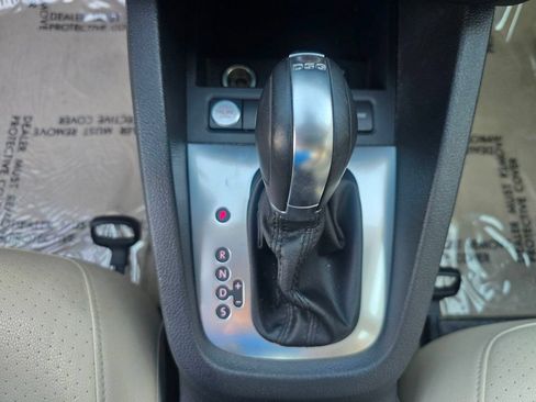 Used 2014 Volkswagen Jetta SE FWD image 21
