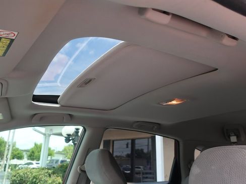 Used 2011 Honda CR-V EX image 16