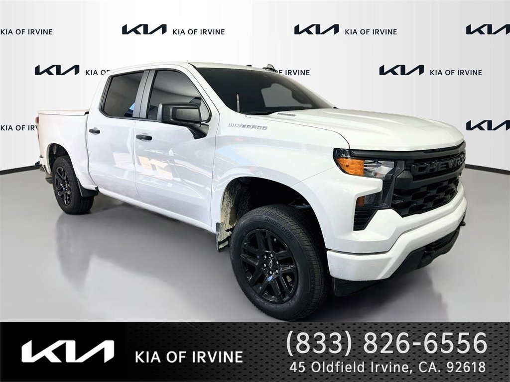 Used 2025 Chevrolet Silverado 1500 Custom RWD image 1