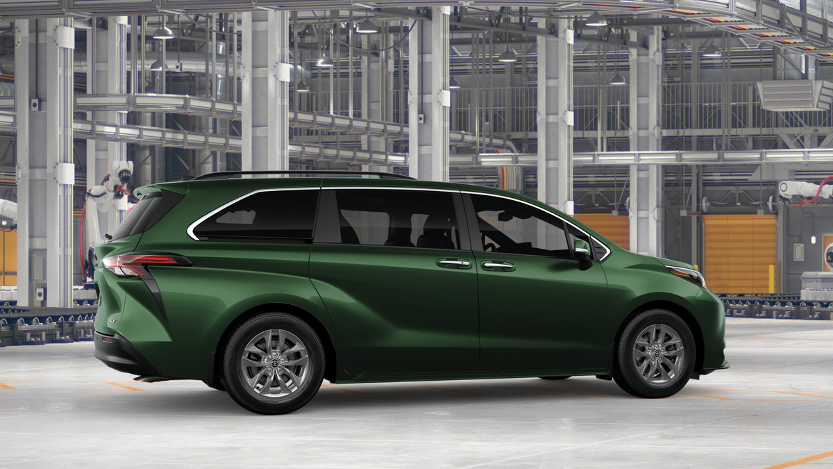 New 2026 Toyota Sienna XLE AWD/4WD image 13