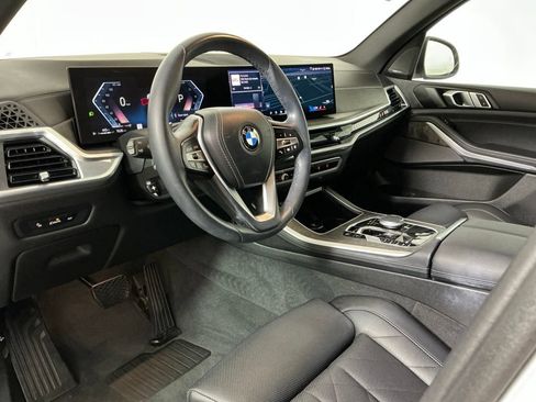 Certified 2024 BMW X5 xDrive40i w/ Parking Assistance Package AWD/4WD image 21