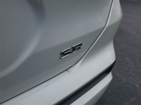 Certified 2024 Nissan Kicks SR image 7