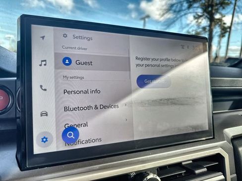 Used 2024 Toyota Tacoma TRD Sport image 25