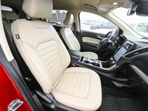 Certified 2024 Ford Edge SEL w/ Convenience Package image 26