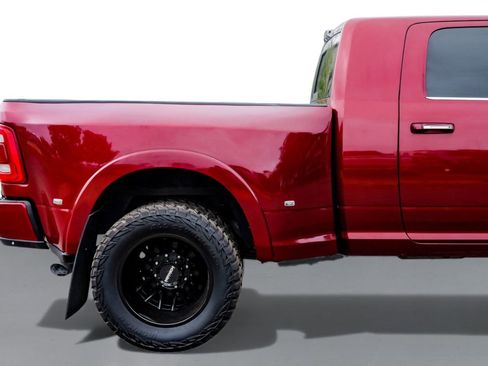 Used 2022 RAM 3500 Limited image 7