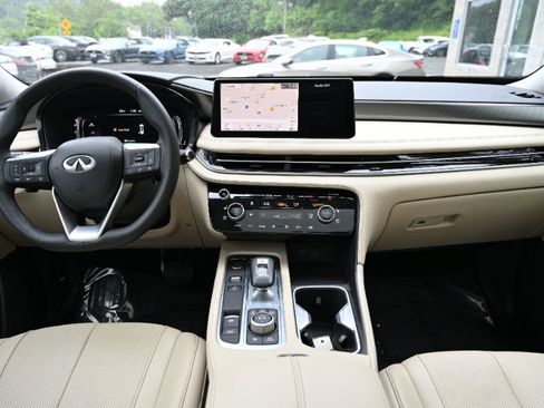 Used 2022 INFINITI QX60 Luxe w/ Cargo Package image 3