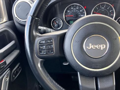 Used 2013 Jeep Wrangler Sahara w/ Connectivity Group AWD/4WD image 24