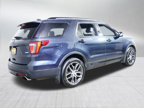 Used 2017 Ford Explorer Sport w/ Equipment Group 401A image 7