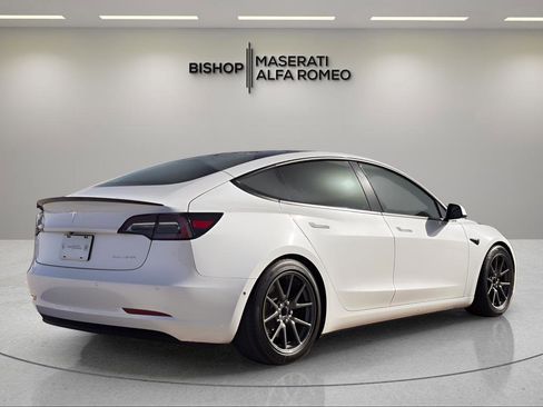 Used 2022 Tesla Model 3 Long Range image 7