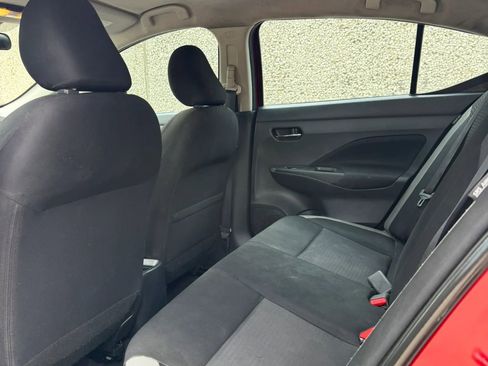 Used 2021 Nissan Versa SV FWD image 6