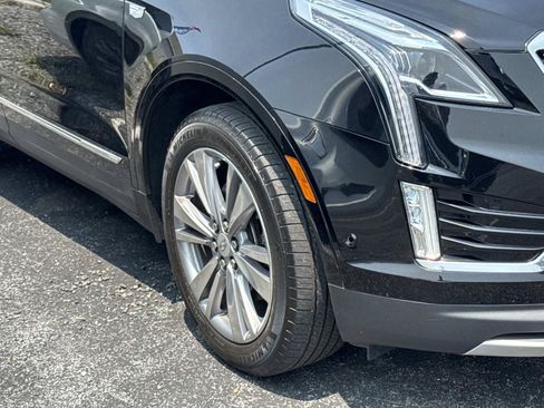 Used 2023 Cadillac XT5 Premium Luxury w/ Technology Package FWD image 5