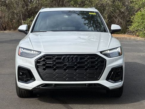 Certified 2024 Audi Q5 e Prestige w/ Prestige Package AWD/4WD image 10