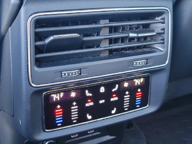 Used 2021 Audi Q7 3.0T Prestige AWD/4WD image 15