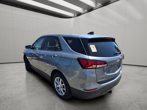 Used 2023 Chevrolet Equinox LS w/ LS Convenience Package AWD/4WD image 6