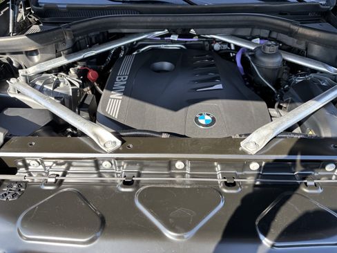 Certified 2024 BMW X5 xDrive40i w/ M Sport Package image 36