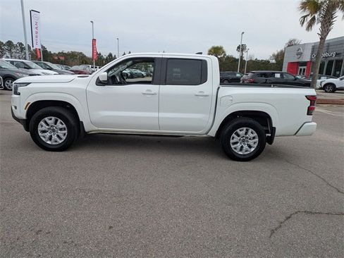 Used 2023 Nissan Frontier SV w/ Tow Package image 6