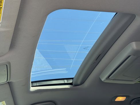 Certified 2021 Honda Pilot Elite image 35