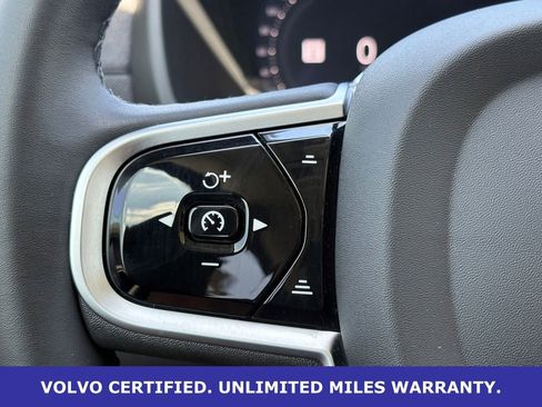 Certified 2025 Volvo XC90 B6 Plus AWD/4WD image 20