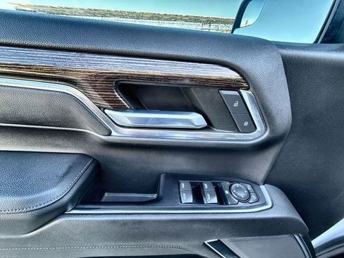 Used 2022 GMC Sierra 1500 Elevation w/ LPO, Elevation Black Package image 23