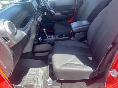 Used 2017 Jeep Wrangler Unlimited Sport AWD/4WD image 12