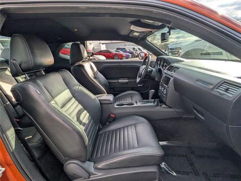 Used 2011 Dodge Challenger R/T w/ Sound Group II image 11