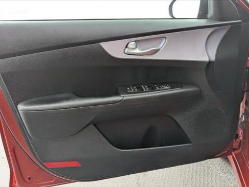 Used 2024 Kia Forte LXS FWD image 13