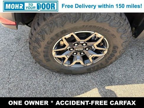Used 2026 Chevrolet Colorado ZR2 w/ Technology Package AWD/4WD image 12