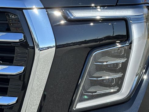 New 2026 GMC Yukon Elevation image 6