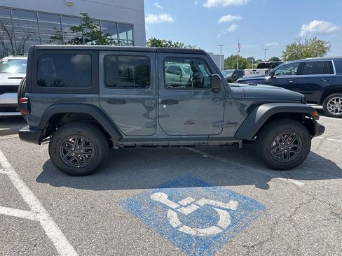 New 2025 Jeep Wrangler Unlimited Sport AWD/4WD image 36