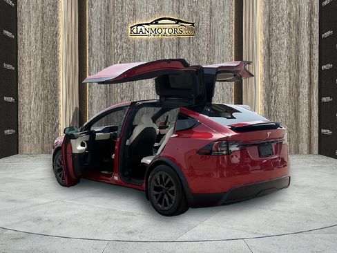 Used 2022 Tesla Model X AWD/4WD image 31