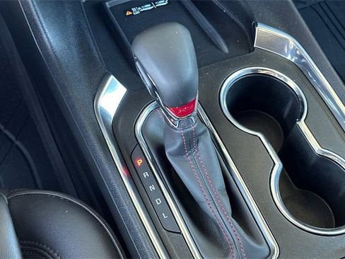 Used 2023 Chevrolet Traverse RS w/ LPO, 'HIT The Road' Package image 29