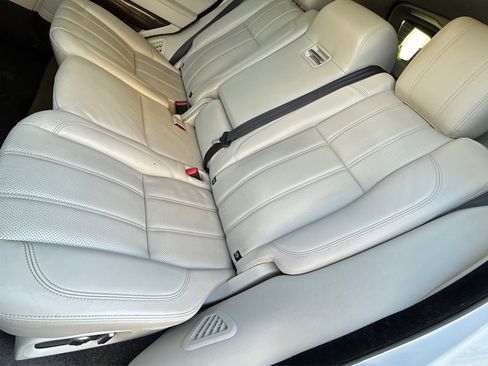 Used 2017 Land Rover Range Rover Long Wheelbase Supercharged image 22