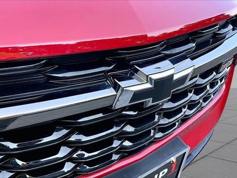 Used 2026 Chevrolet Trax RS FWD image 28