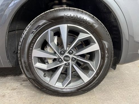 Certified 2022 Audi Q5 2.0T Premium Plus image 9