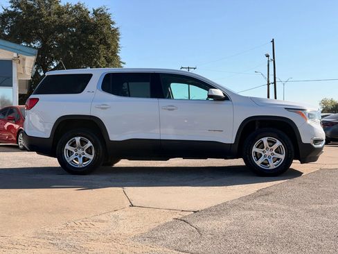 Used 2019 GMC Acadia SLE image 2