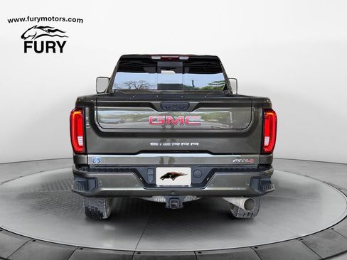 Used 2022 GMC Sierra 3500 AT4 w/ AT4 Preferred Package AWD/4WD image 4