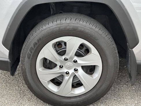 Used 2023 Toyota RAV4 LE image 12