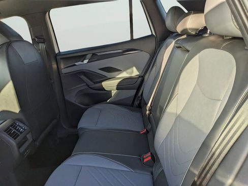 New 2026 Volkswagen Tiguan SE R-Line FWD image 16