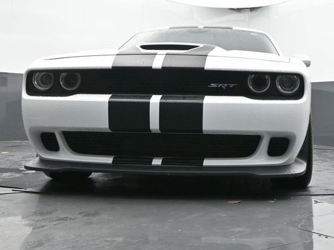 Used 2017 Dodge Challenger SRT Hellcat image 44
