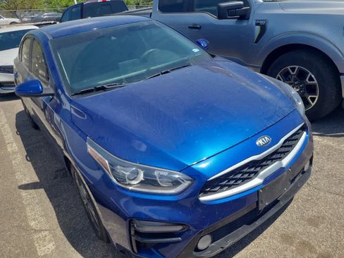 Used 2019 Kia Forte LXS image 3