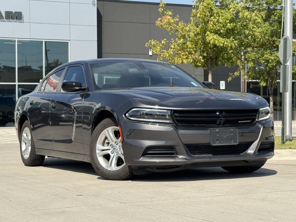 Used 2023 Dodge Charger SXT RWD image 2