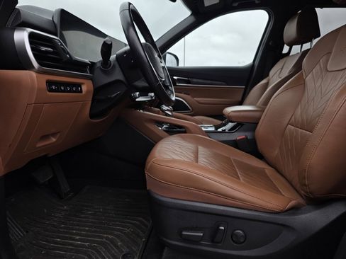 Used 2024 Kia Telluride EX X-Line image 11
