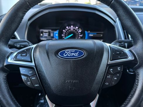 Certified 2022 Ford Edge SEL w/ Convenience Package image 22