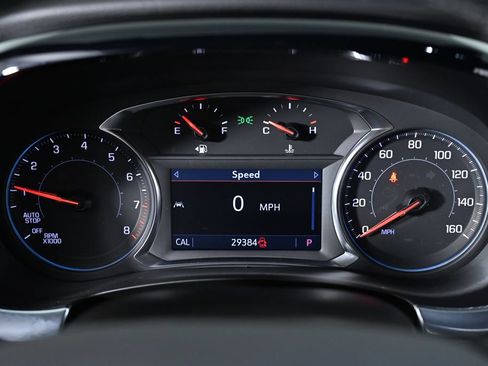 Used 2023 Chevrolet Traverse LT FWD image 15