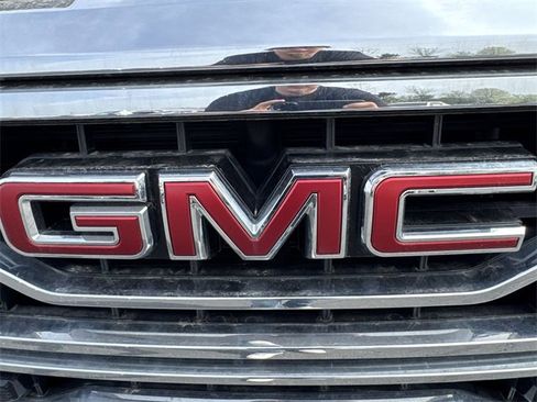 Used 2022 GMC Sierra 1500 SLT image 32